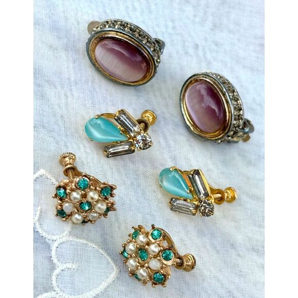 LOT of Three Pairs Vintage Earrings Cat's Eye Rhinestone 1950s Jewelry - Picture 1 of 5